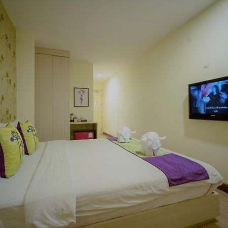 Villa Cha-Cha Khaosan Rambuttri Bangkok Extérieur photo