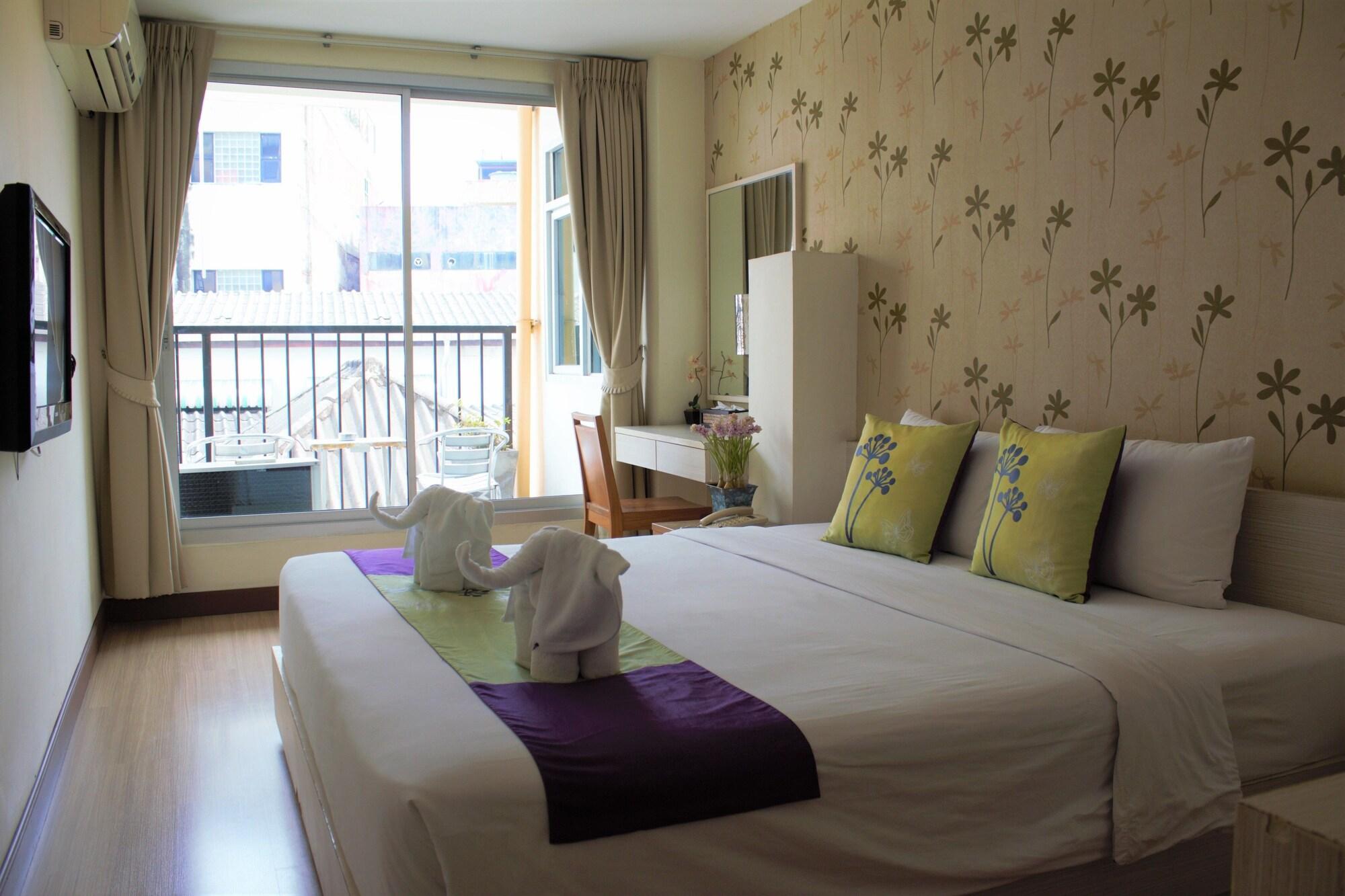 Villa Cha-Cha Khaosan Rambuttri Bangkok Extérieur photo
