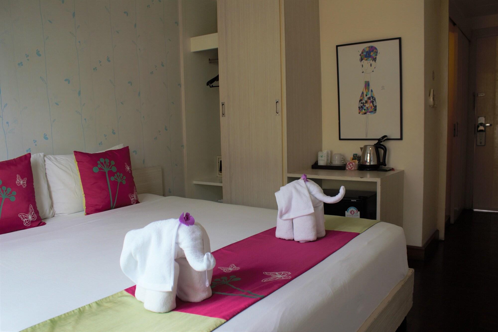 Villa Cha-Cha Khaosan Rambuttri Bangkok Extérieur photo