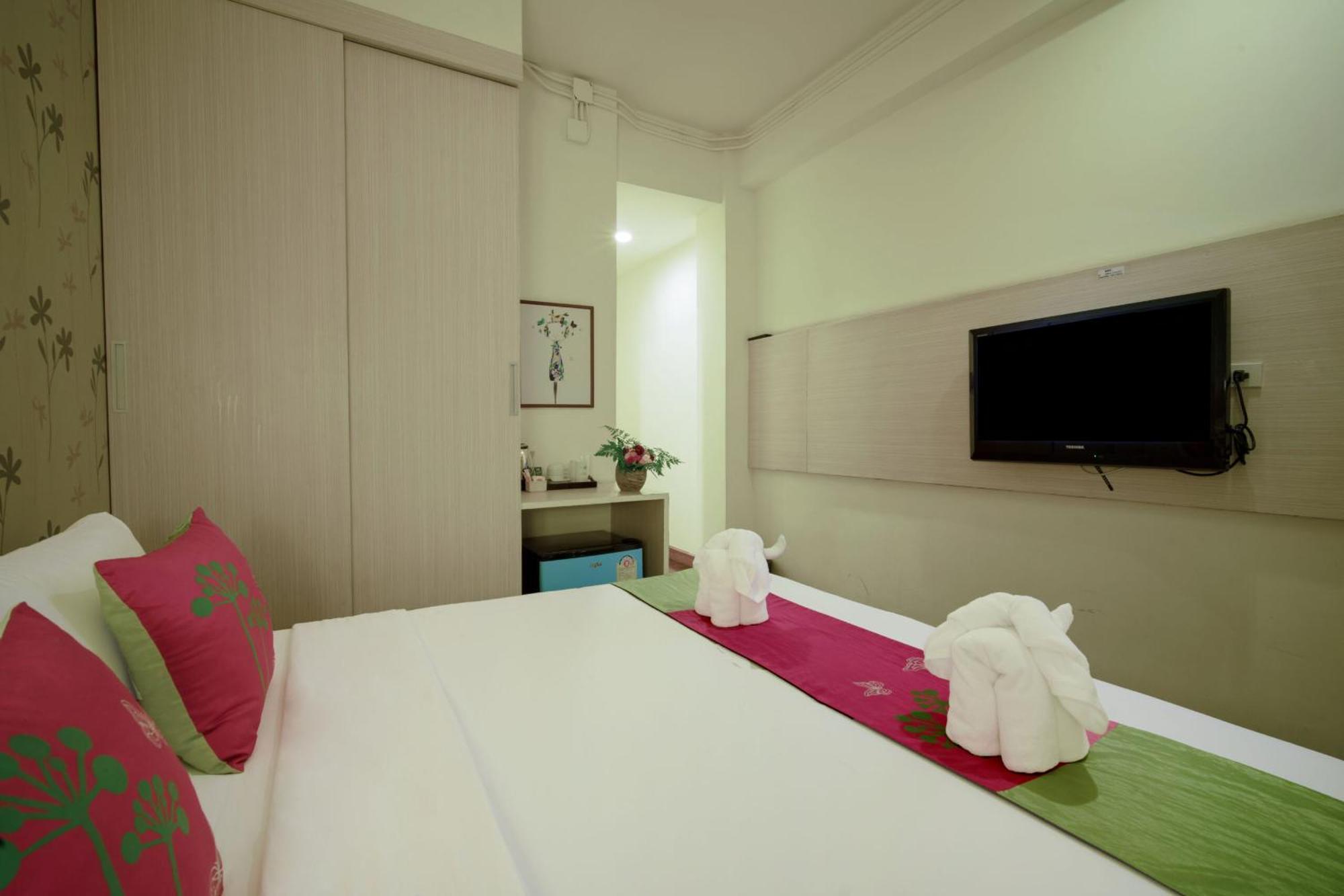 Villa Cha-Cha Khaosan Rambuttri Bangkok Extérieur photo