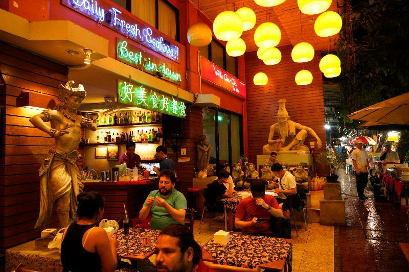 Villa Cha-Cha Khaosan Rambuttri Bangkok Extérieur photo